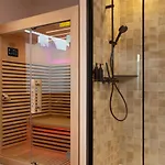 公寓 Romantique Ibiza, Jacuzzi,