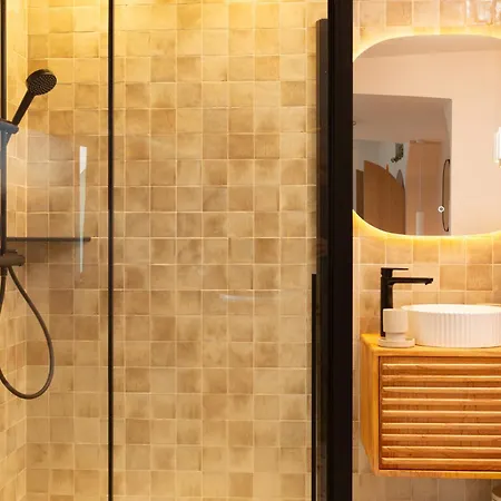 Romantique Ibiza, Jacuzzi, Strasbourg