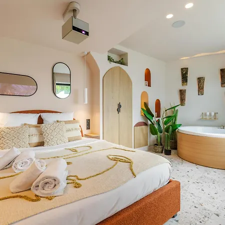 Romantique Ibiza, Jacuzzi,