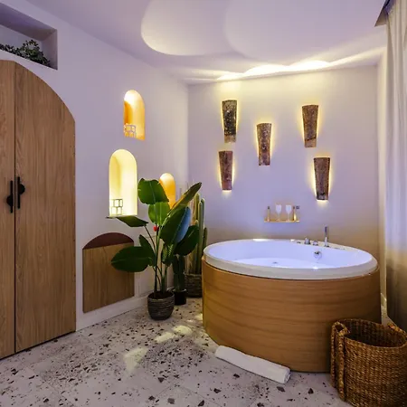 Romantique Ibiza, Jacuzzi, *