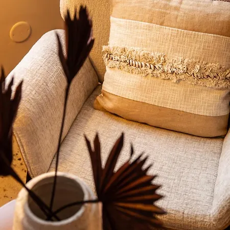 Romantique Ibiza, Jacuzzi, * Estrasburgo